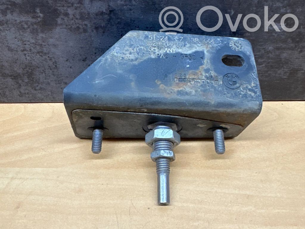 BMW 5 E60 E61 Tailgate/trunk/boot lid buffer 
