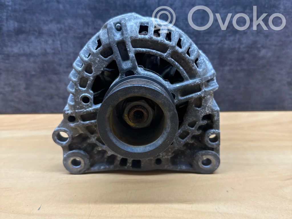 Volkswagen Golf IV Ģenerators 