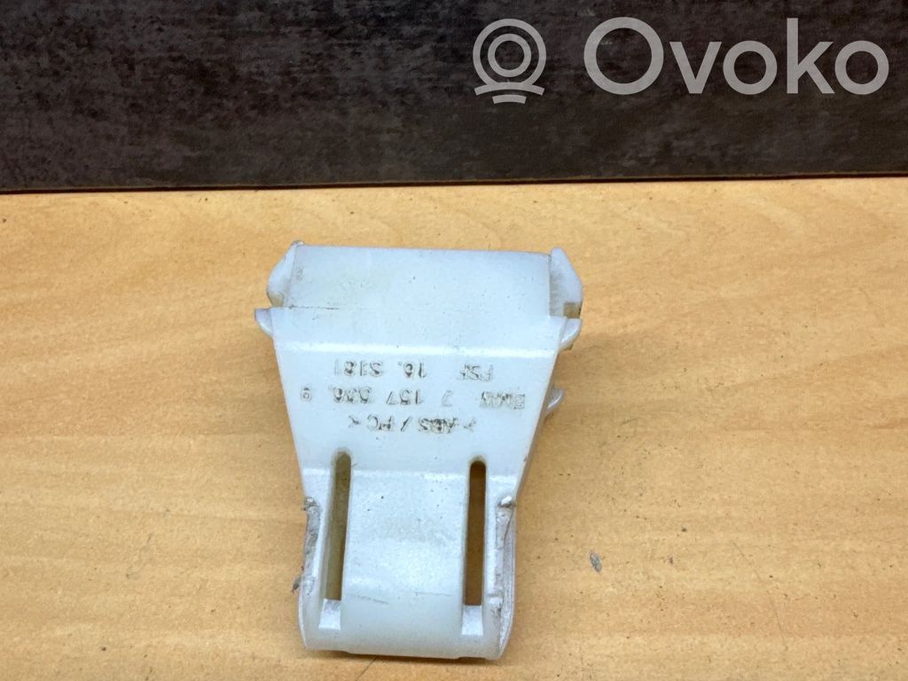 BMW 5 E60 E61 Otros repuestos del interior 