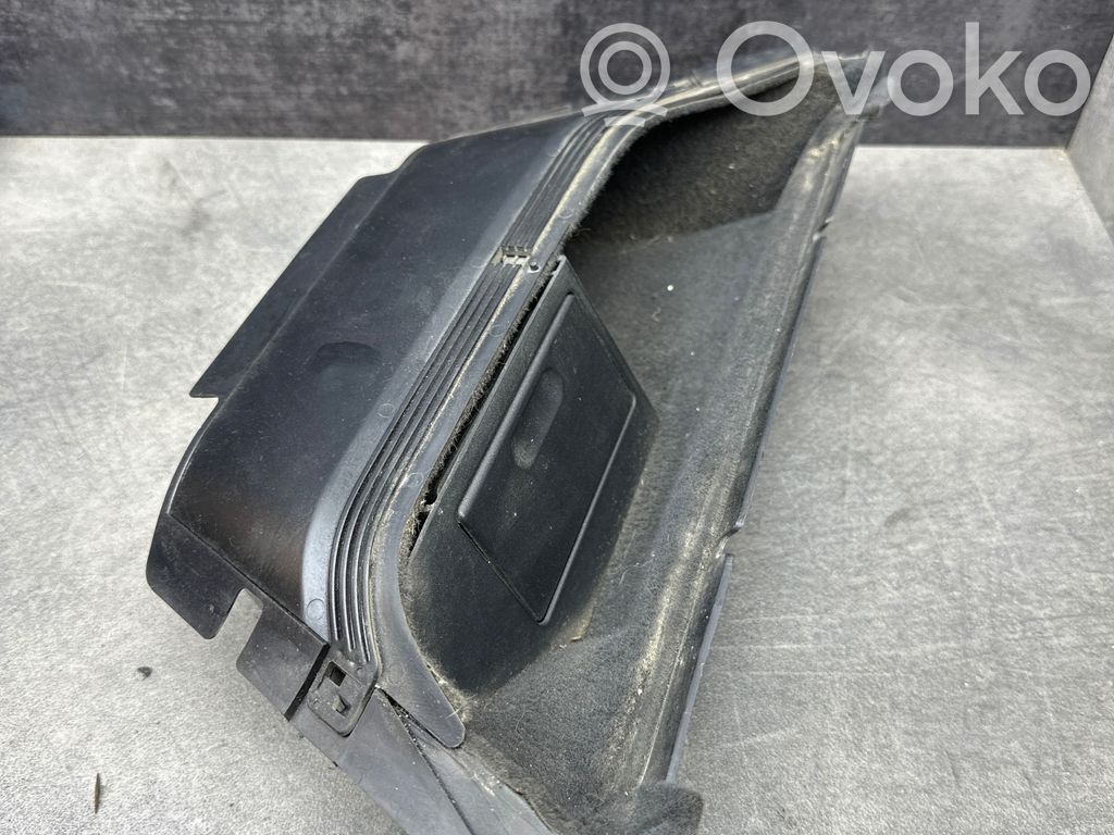 BMW 5 E39 Pelnutrauks 
