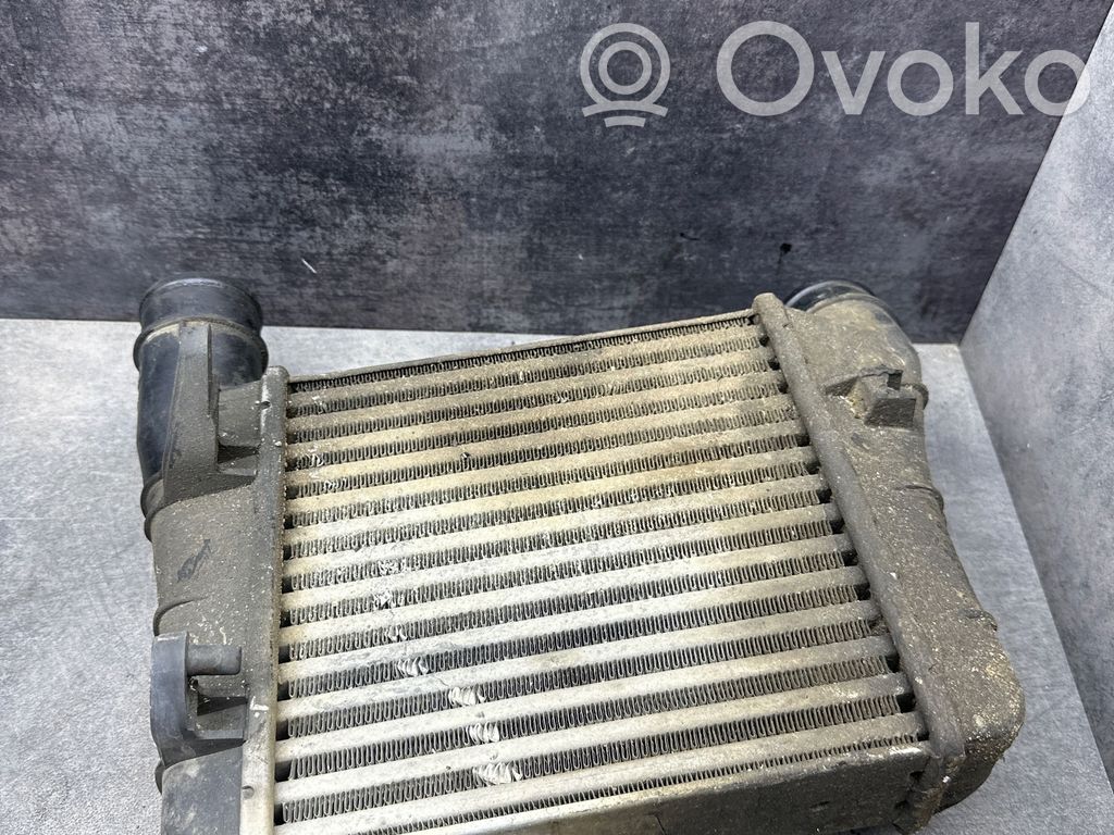 Audi A4 S4 B6 8E 8H Chłodnica powietrza doładowującego / Intercooler 