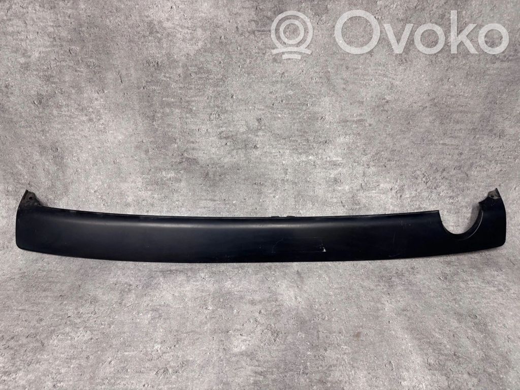 BMW 3 E36 Apatinė bamperio dalis (lūpa) 