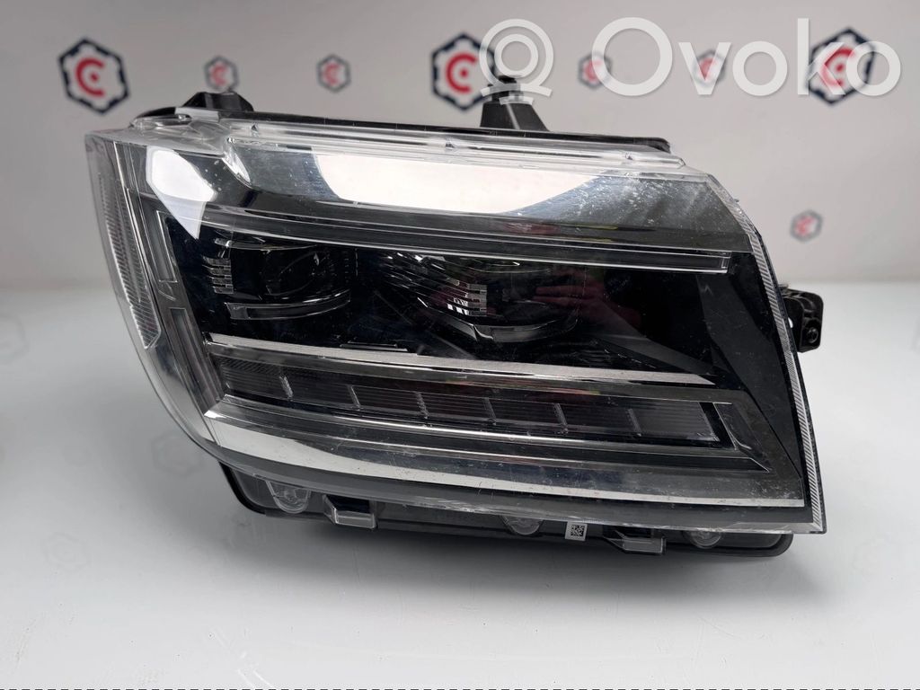 Audi Q5 SQ5 FY Lampa przednia 