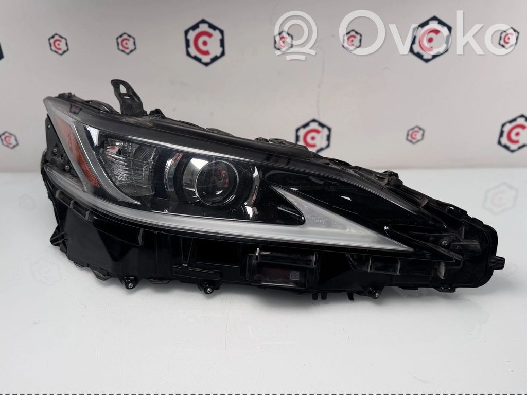 Headlight/headlamp   8118533G10,8118533G10,7173612,8118533G10