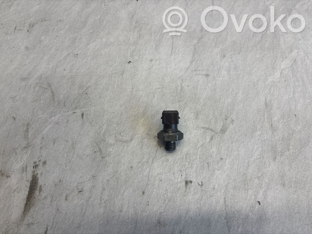 BMW 3 GT F34 Oil pressure sensor 