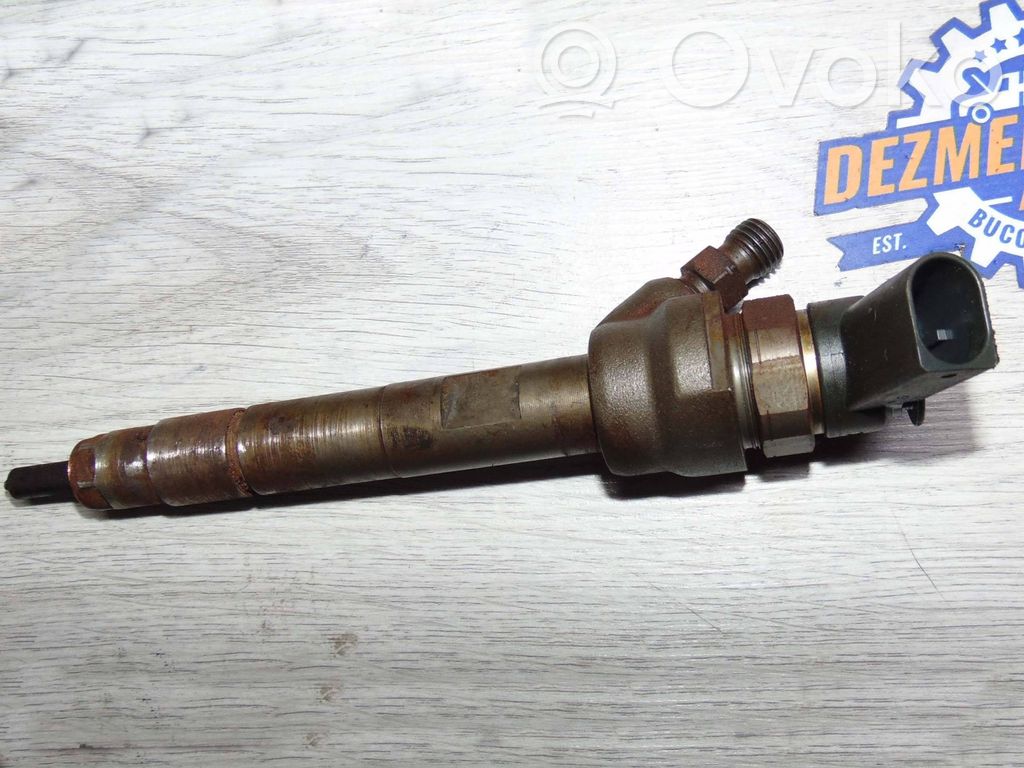 Inyector de combustible   7798446,0448110289