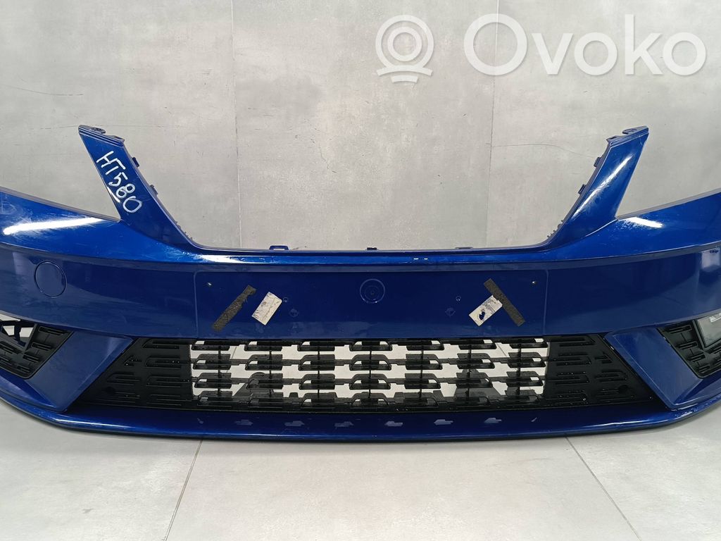 Front bumper   5F0807221R