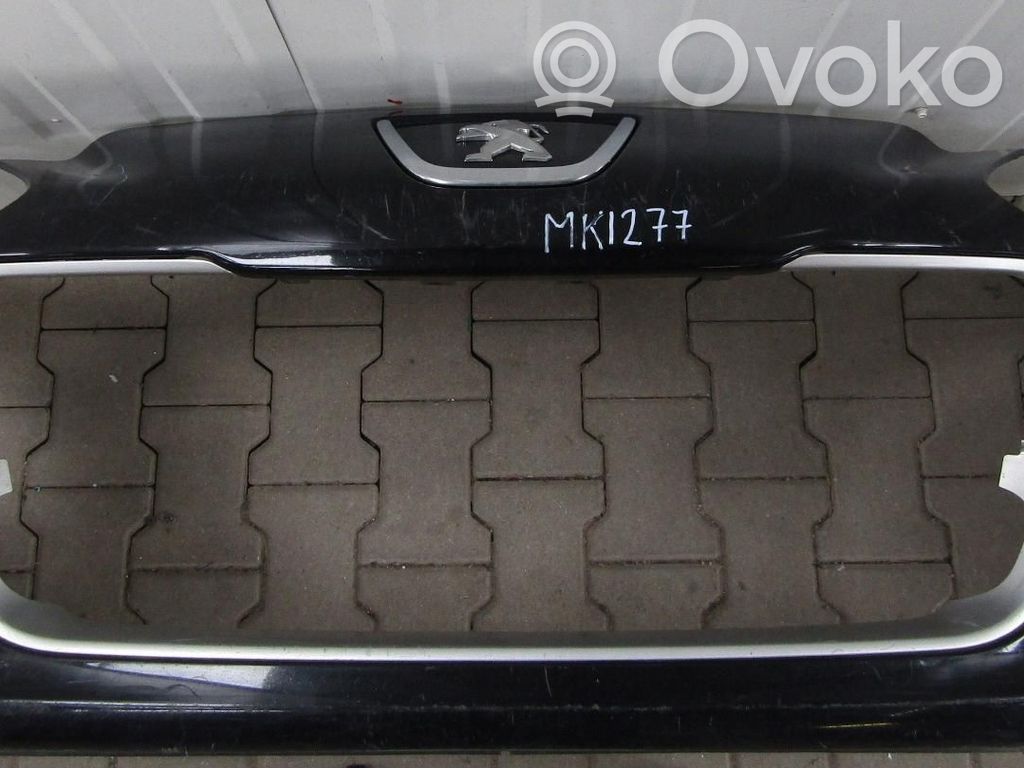 Peugeot 308 Parachoques delantero 