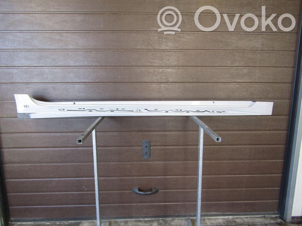 Toyota Corolla E210 E21 Front sill (body part) 