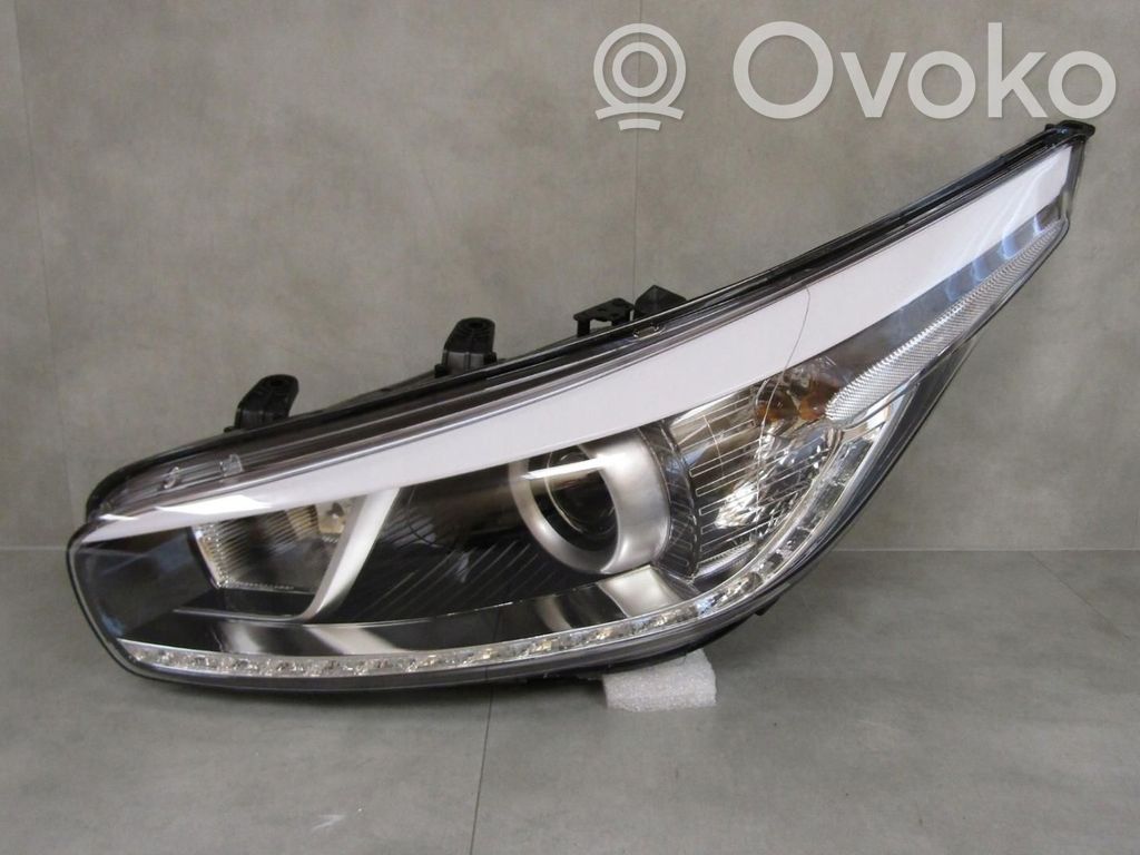 KIA Pro Cee'd II Scheinwerfer 