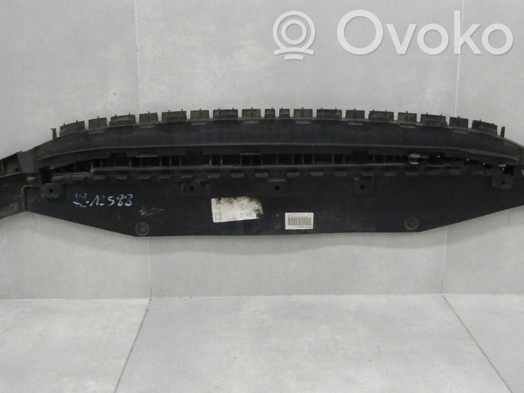 Audi A1 Placa protectora/plataforma del parachoques delantero 