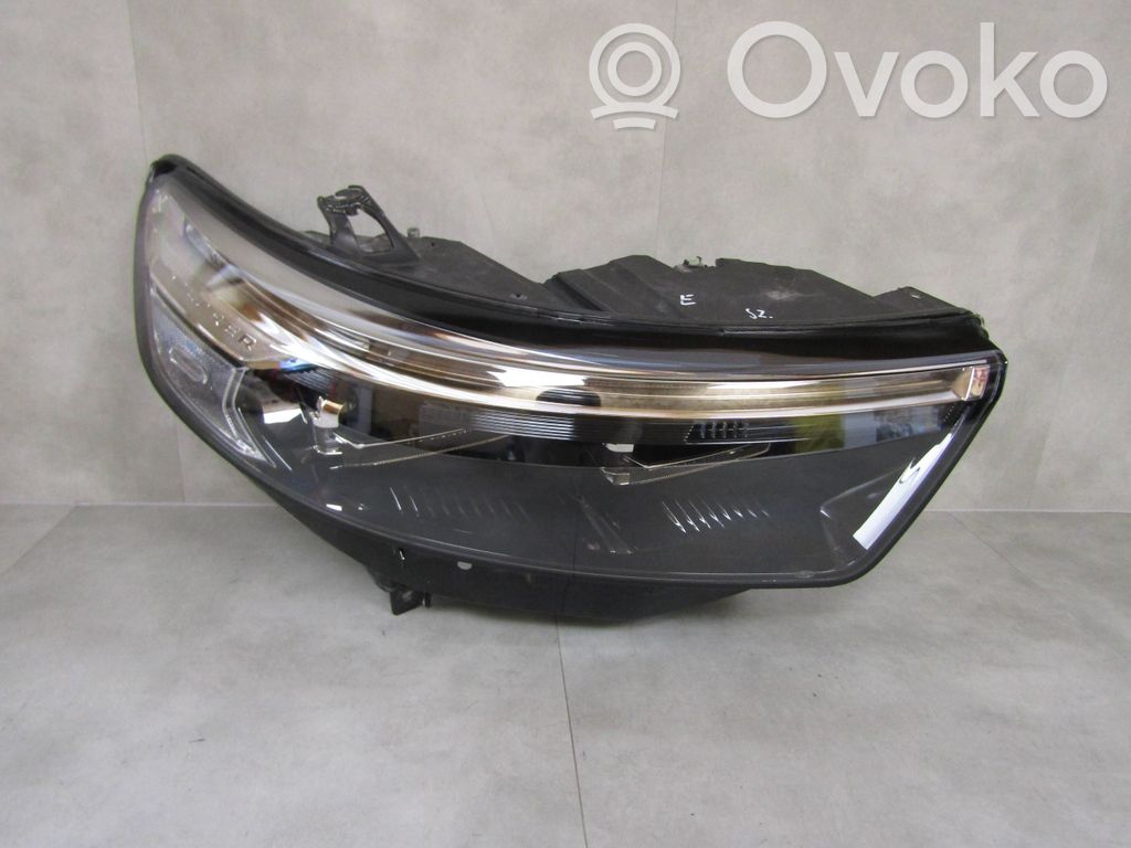 Ford Explorer VI Phare frontale 