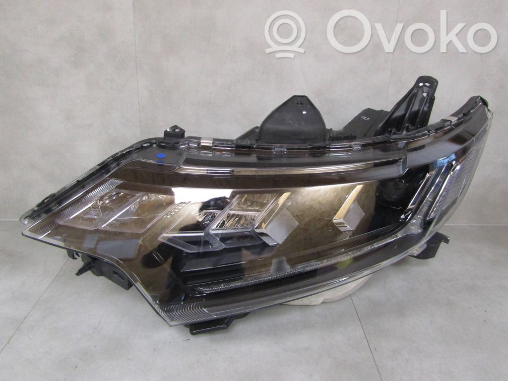 Mitsubishi Outlander Lampa przednia 