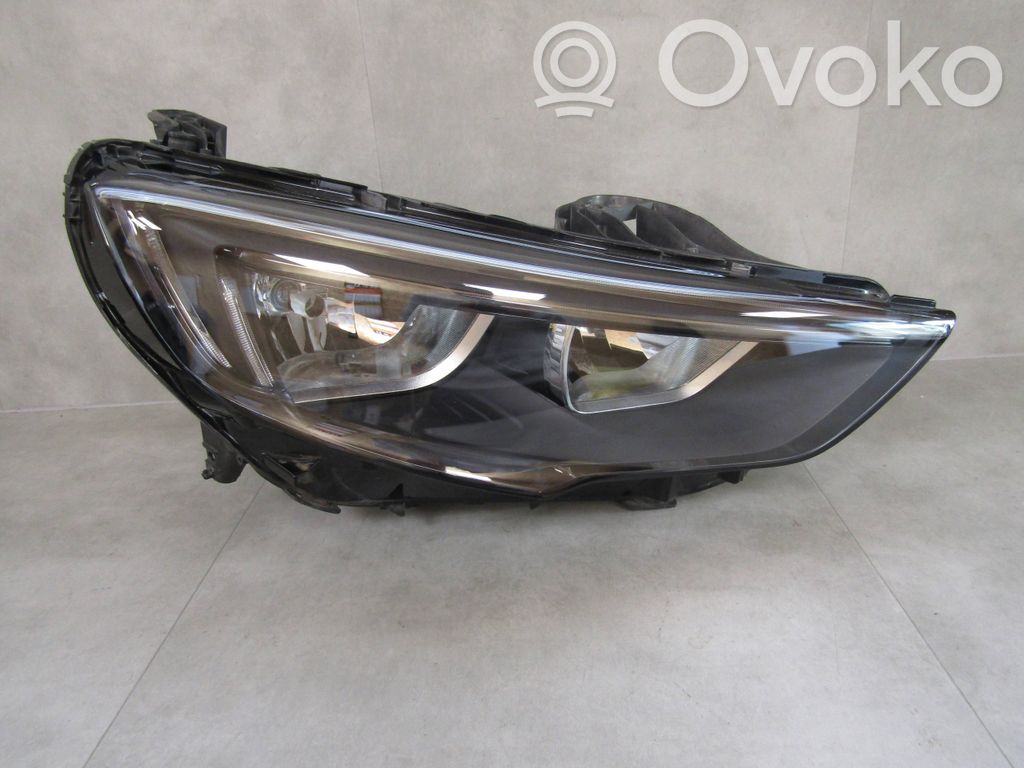 Opel Insignia B Scheinwerfer 