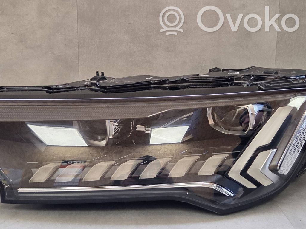 Audi Q7 4M Headlight/headlamp 