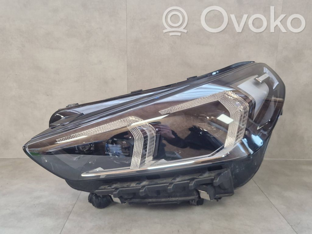 BMW X1 U11 Scheinwerfer 