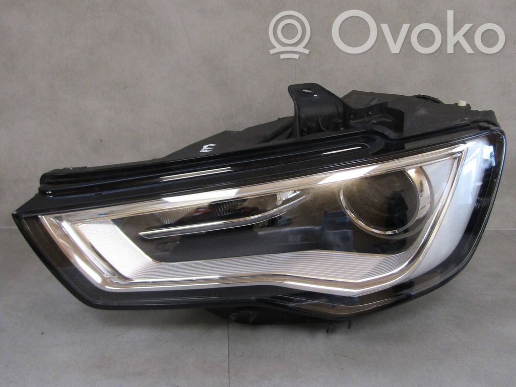 Audi A3 S3 8V Headlight/headlamp 