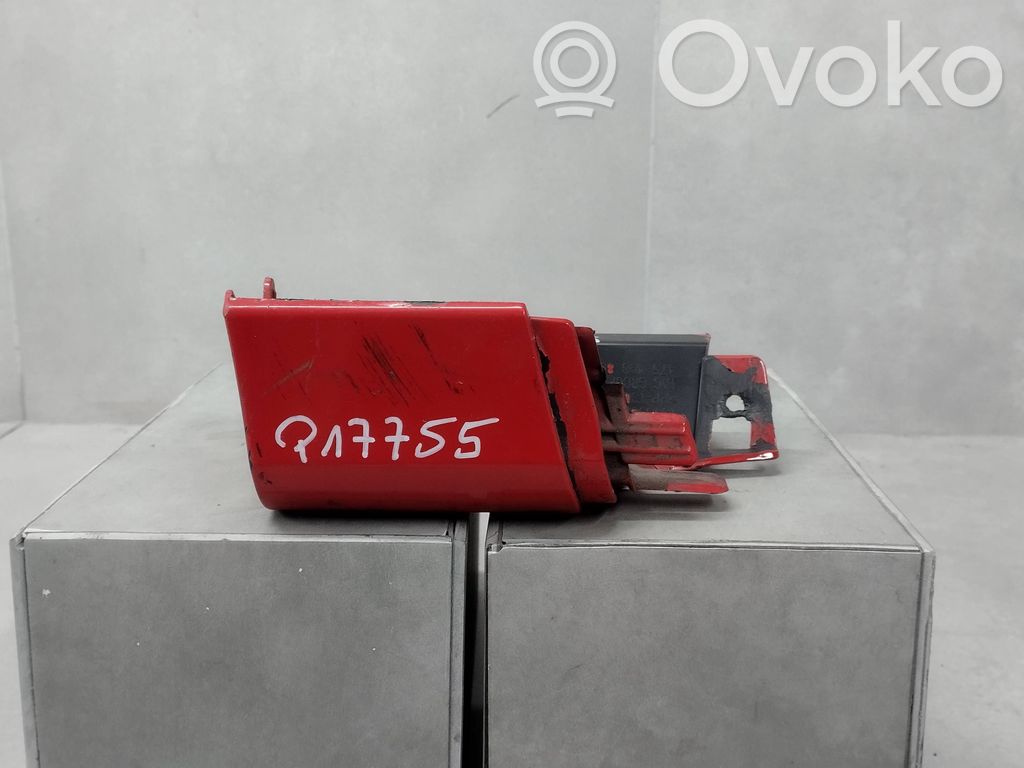 Opel Corsa E Front arch trim 