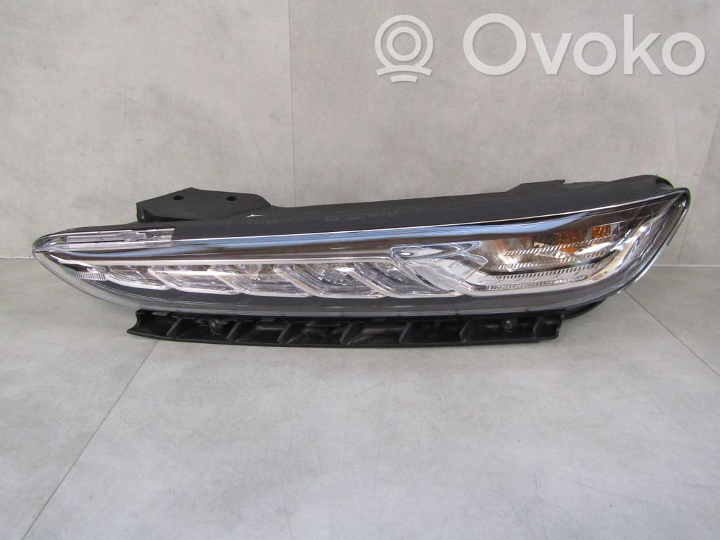 Hyundai Kona I Faro delantero/faro principal 