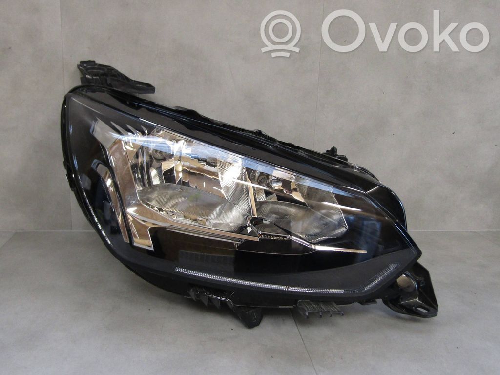 Peugeot 208 II Lampa przednia 