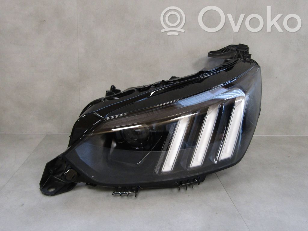 Peugeot 208 II Lampa przednia 