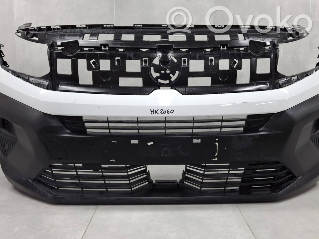 Front bumper   9856090880