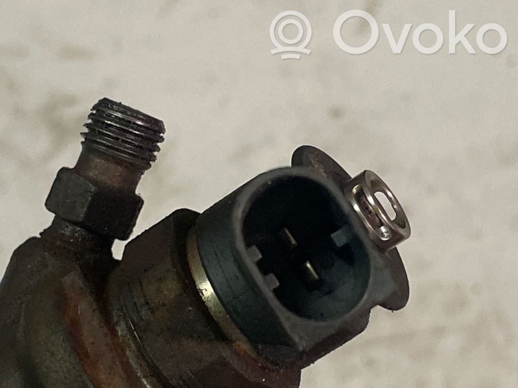 BMW 3 E90 E91 Fuel injector 
