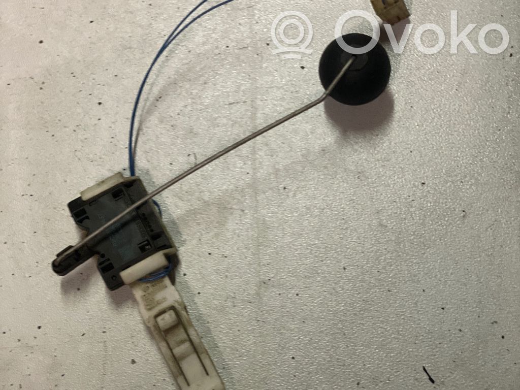 Audi Q7 4L Sensor de nivel de combustible 