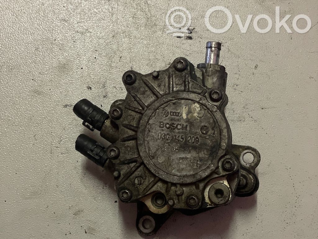Volkswagen Touran I Vakuumo pompa 