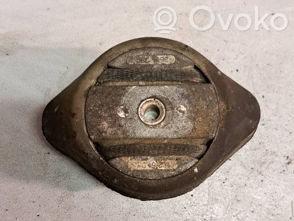 Audi A6 S6 C6 4F Gearbox mount 