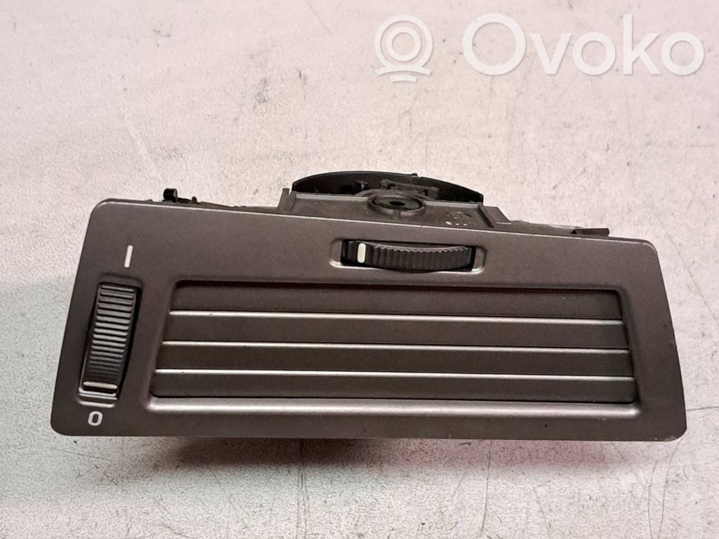 BMW 7 E65 E66 Šoninės oro grotelės 