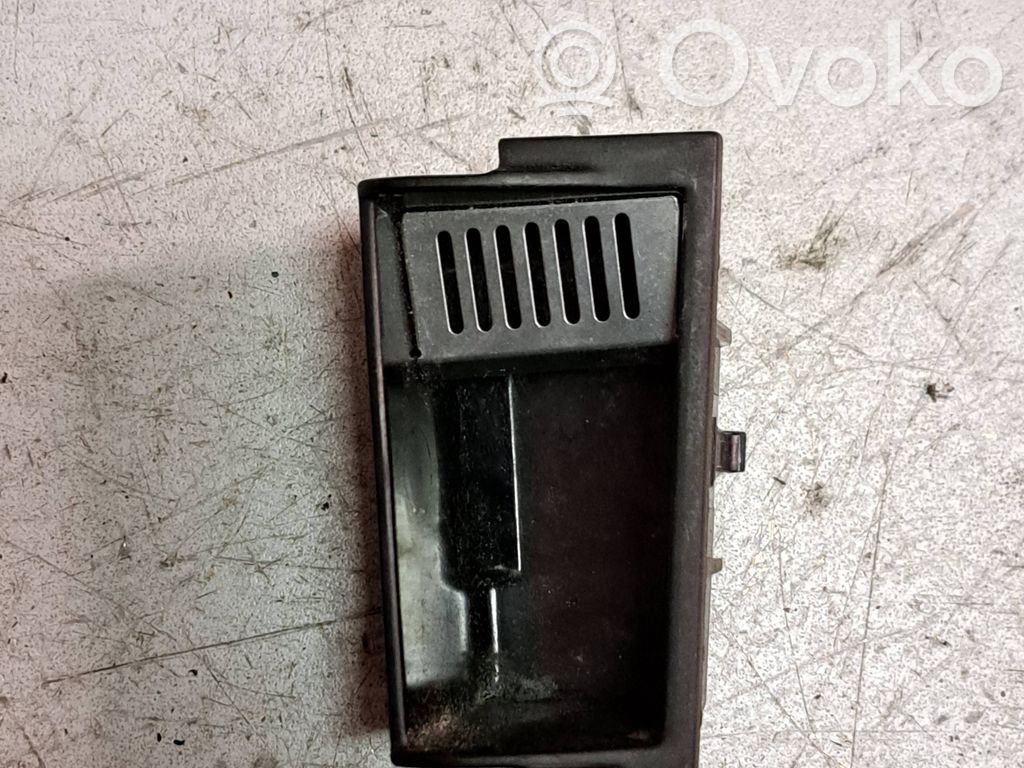 BMW 7 E65 E66 Aschenbecher Tür hinten 