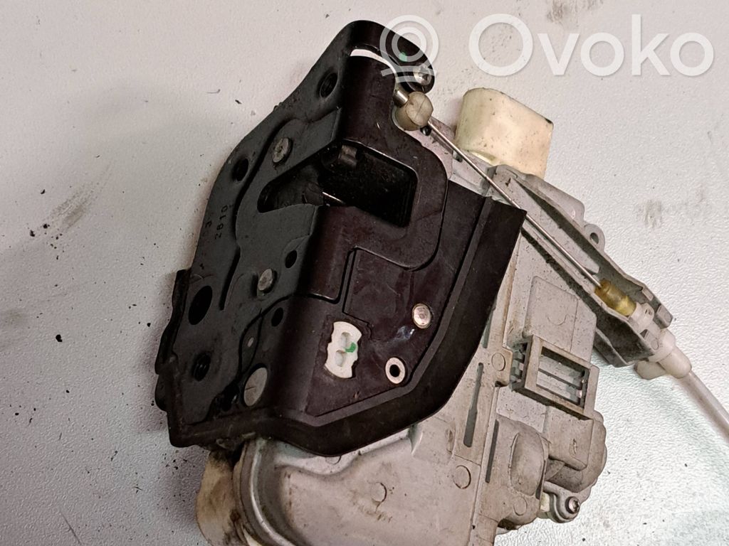 Audi A6 S6 C6 4F Front door lock 