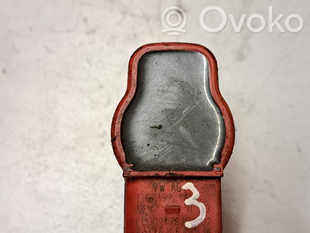 Audi A4 S4 B6 8E 8H Cewka zapłonowa wysokiego napięcia 