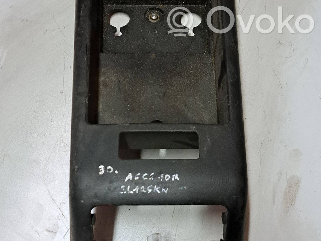 Audi A6 S6 C6 4F Autres éléments de console centrale 
