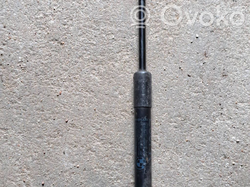BMW 5 E60 E61 Front bonnet/hood damper/strut 
