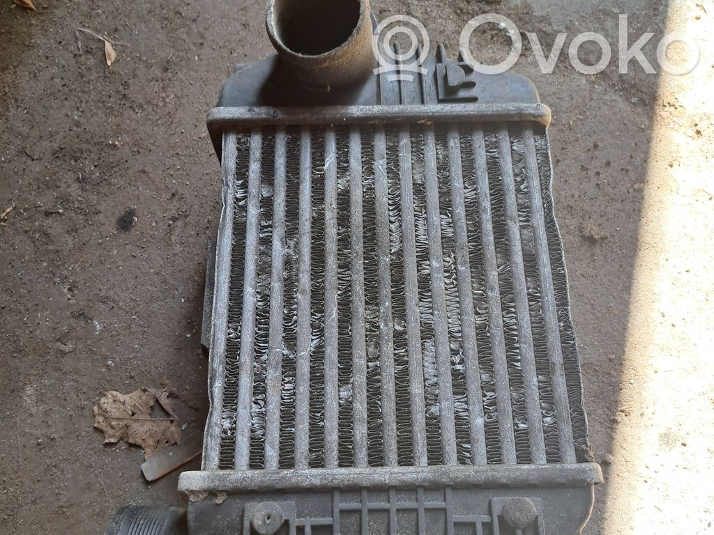 Audi A6 S6 C6 4F Chłodnica powietrza doładowującego / Intercooler 