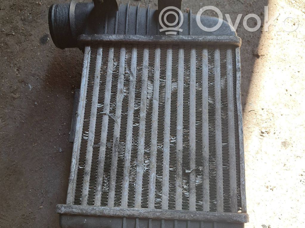 Audi A6 S6 C6 4F Chłodnica powietrza doładowującego / Intercooler 