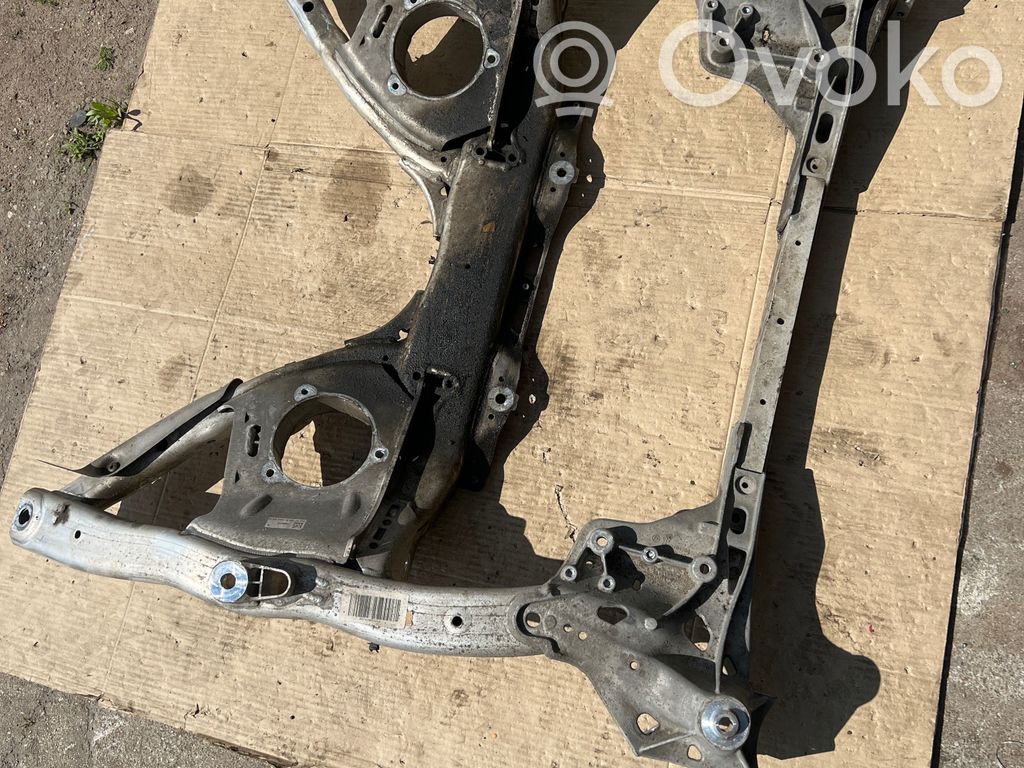 BMW 5 G30 G31 G38 Priekinis traversas 