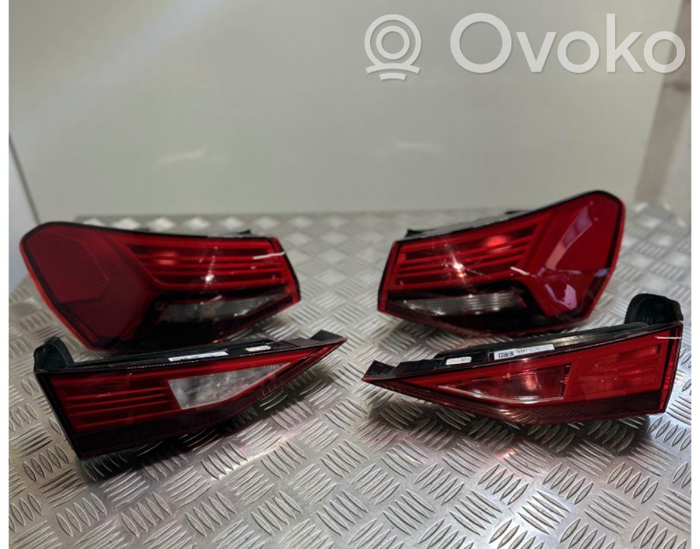 Rear/tail lights set