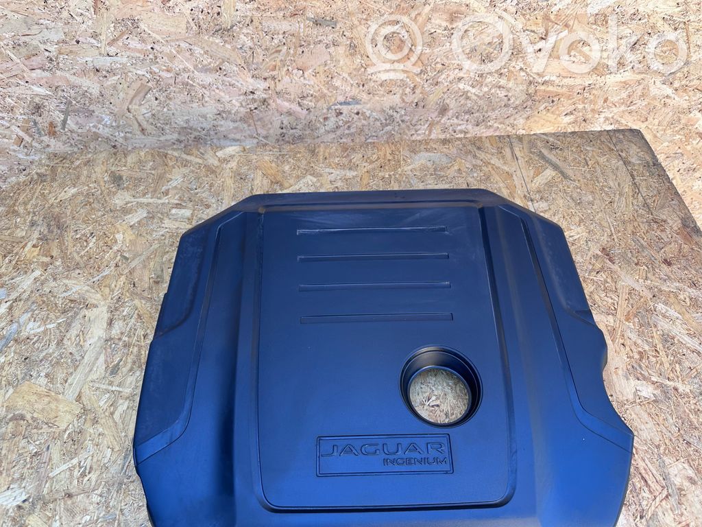 Jaguar F-Pace Engine cover (trim) 