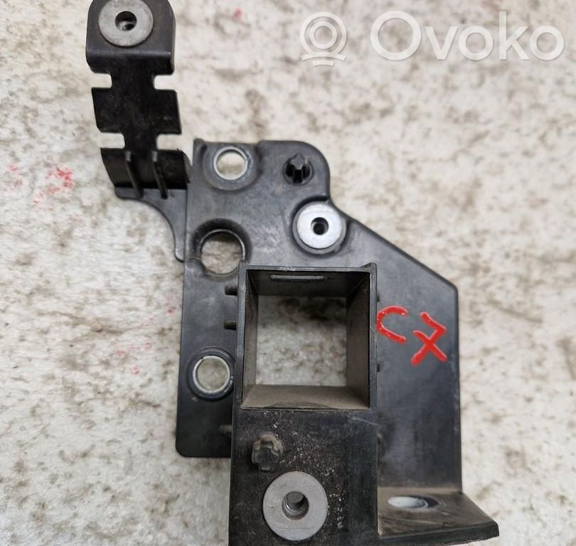 Volvo XC40 Pannello di supporto del radiatore 