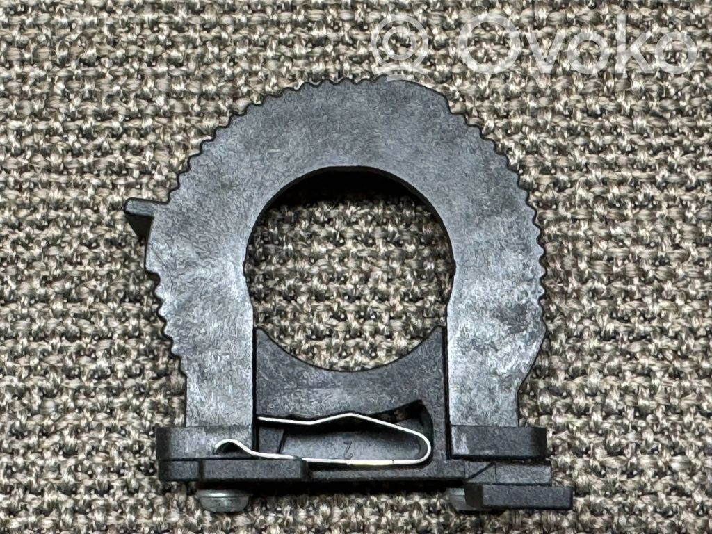 Ford Focus Osłona żarówki lampy przedniej 