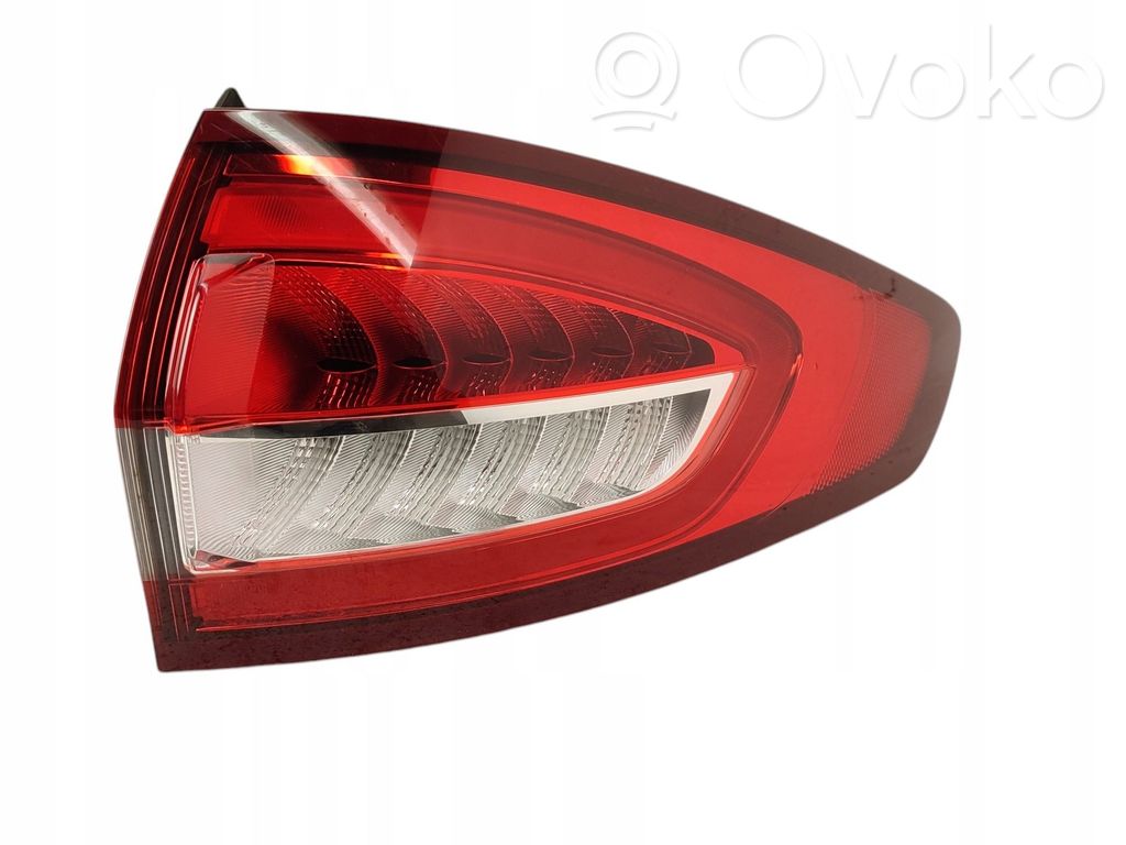 Ford Mondeo MK V Takaluukun takavalot 