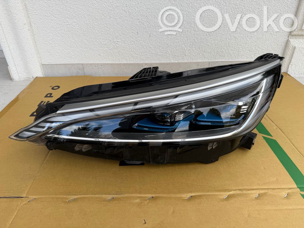 Headlight/headlamp   SC2E4121010,24071169N