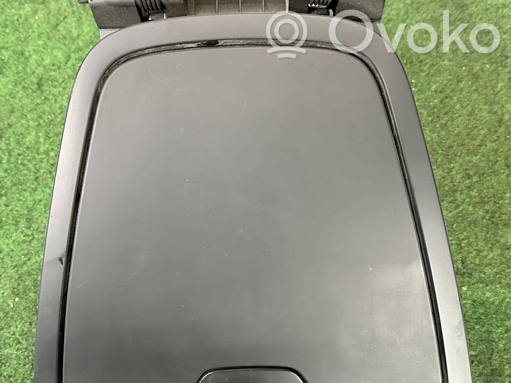 Renault Captur Daiktadėžė 