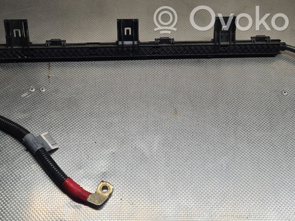 BMW 3 E90 E91 Other engine bay part 