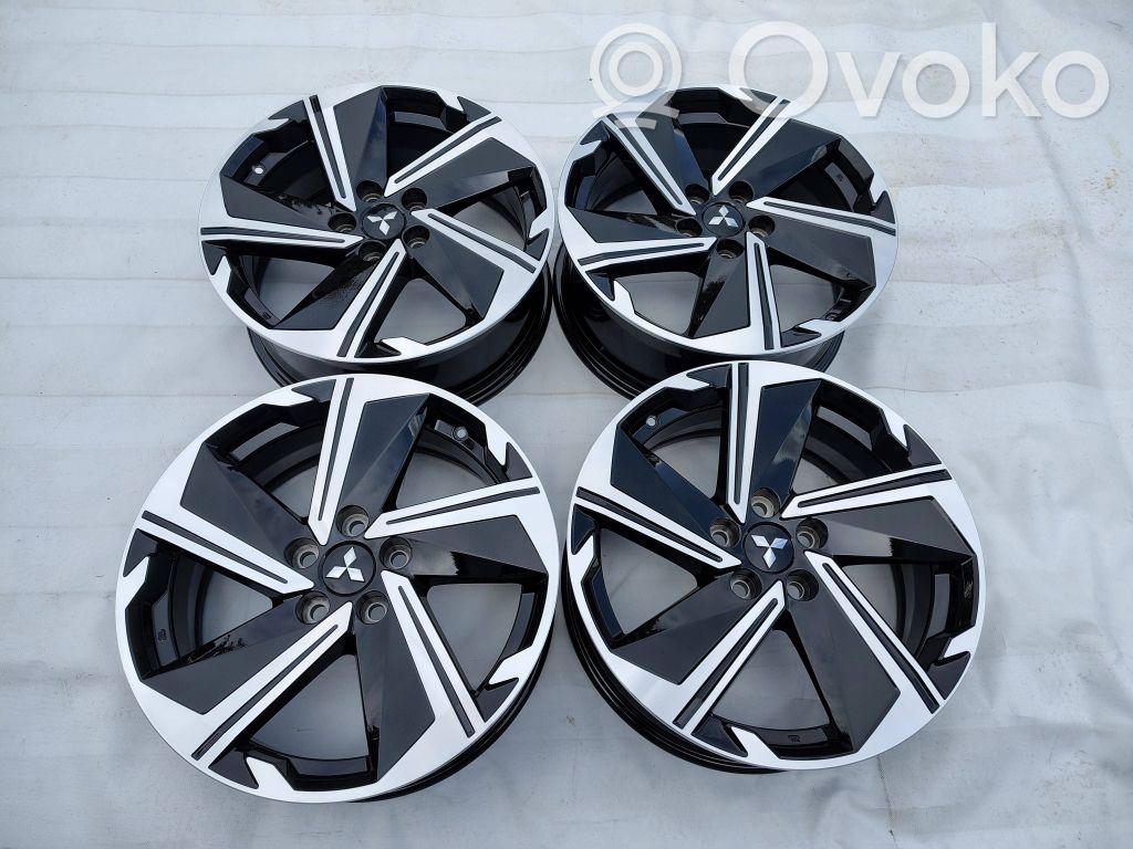 Mitsubishi Outlander IV Llanta de aleación R18 