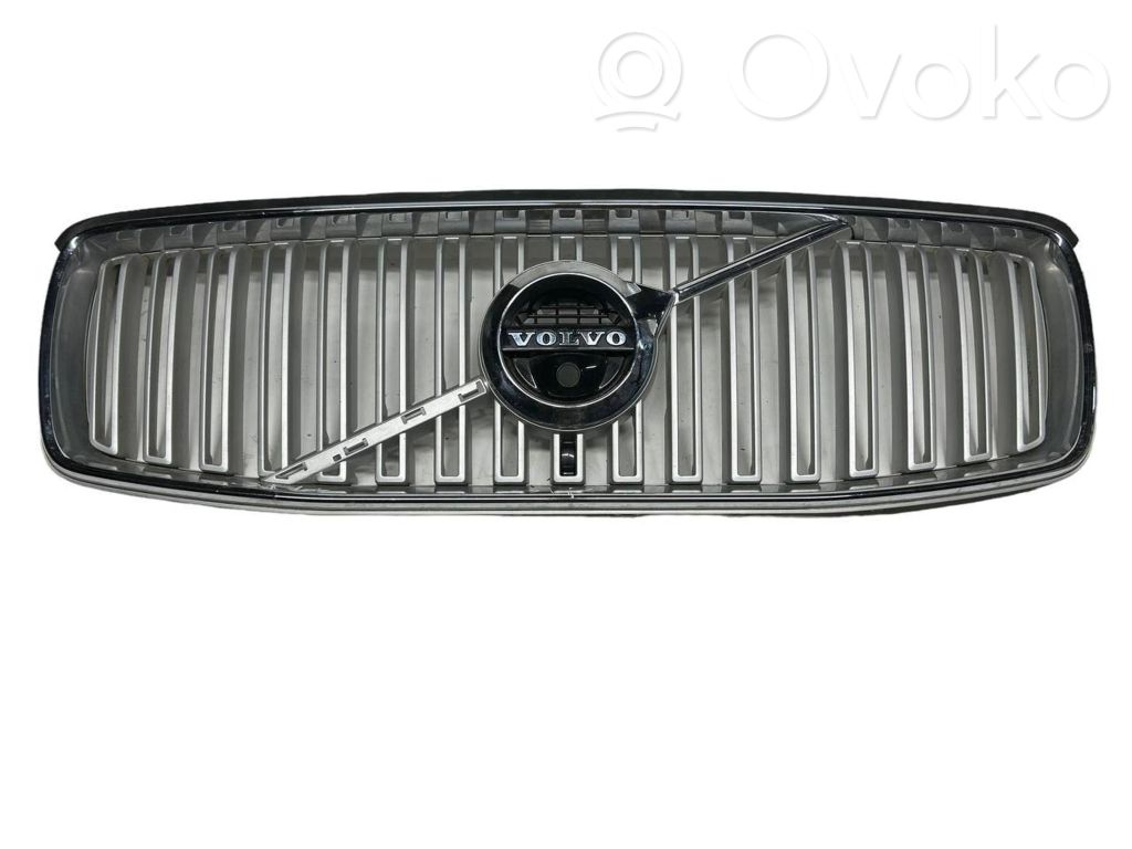 Volvo XC90 Etusäleikkö 