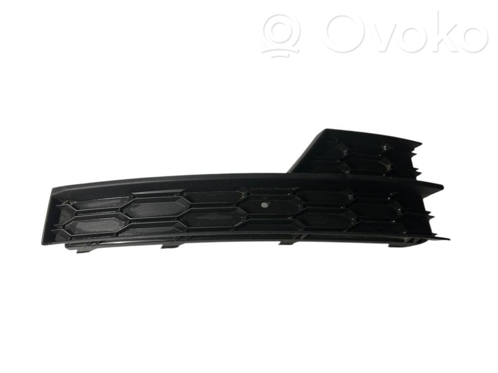 Skoda Octavia Mk4 Mascherina inferiore del paraurti anteriore 